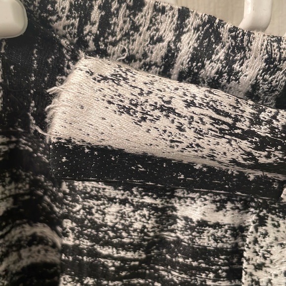 Black and white Kate Spade skirt with bow in front — ***Please Read - Picture 4 of 7